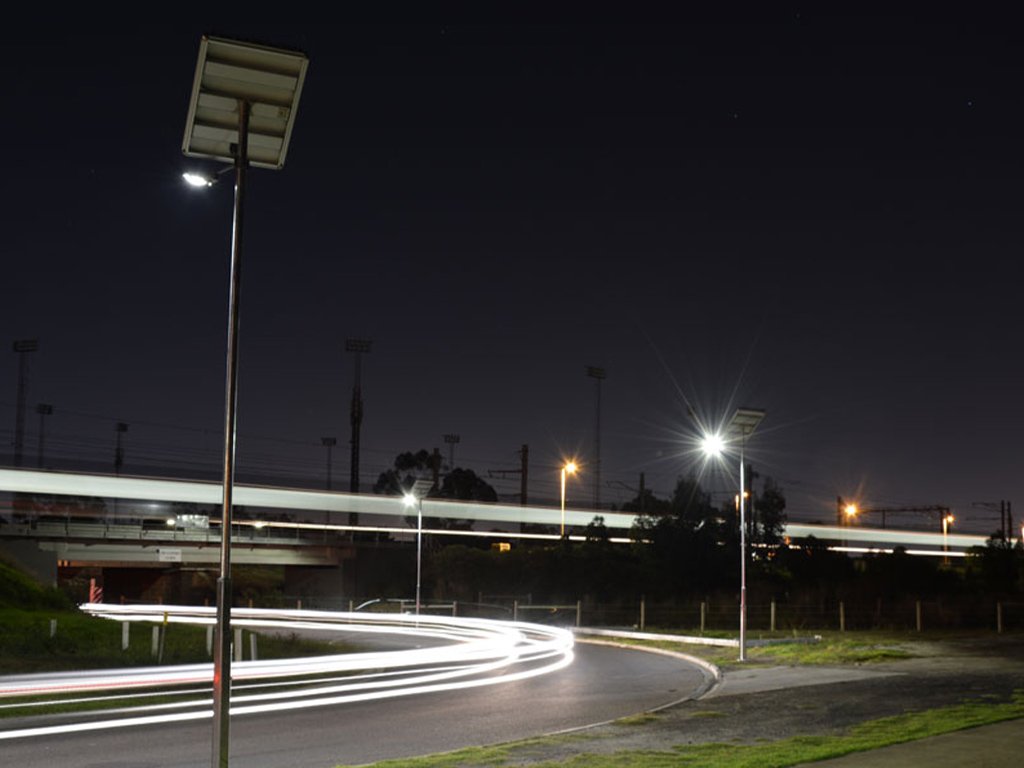 smart integrated solar led light 